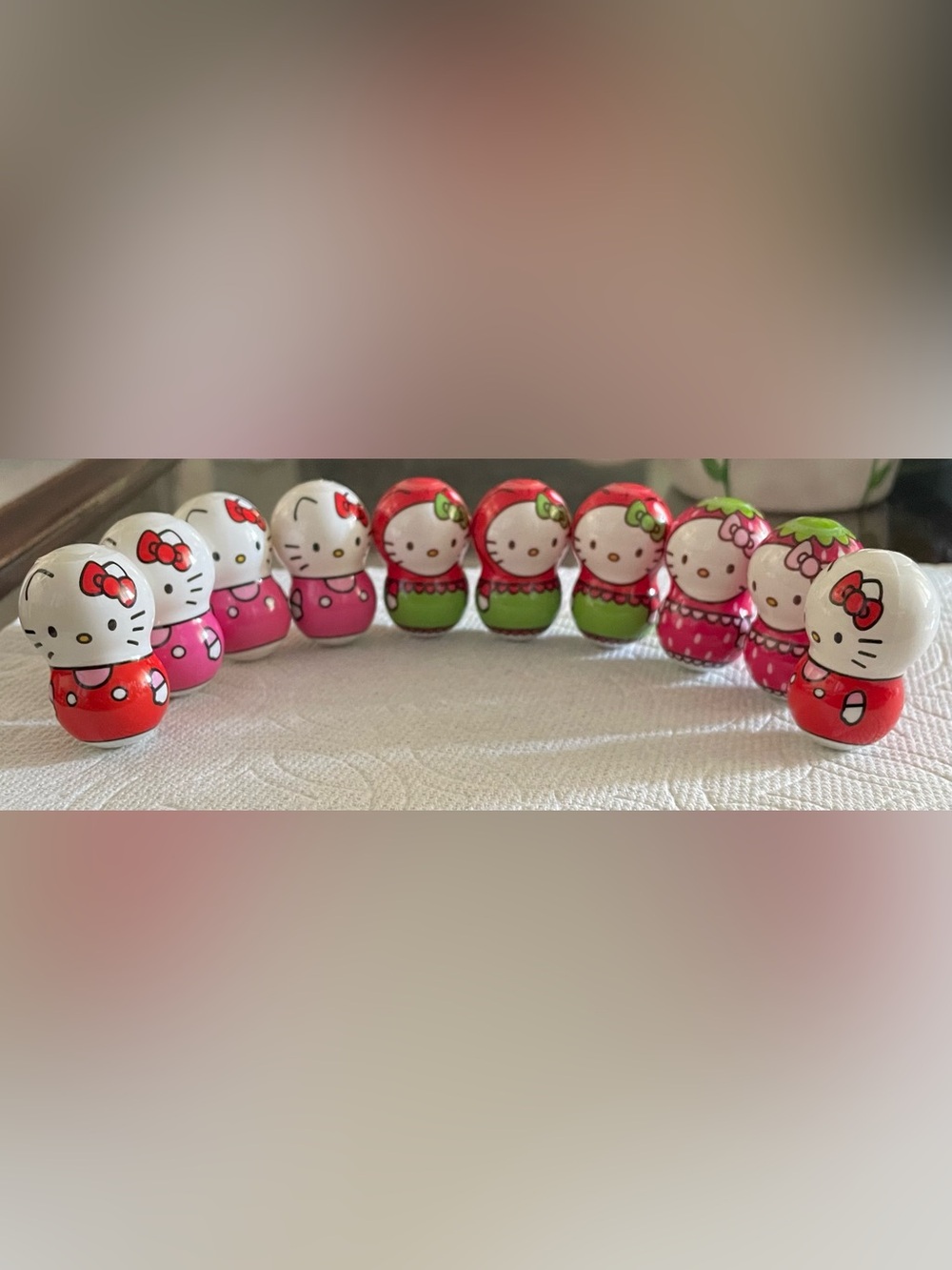 Sanrio Hello Kitty Weebles Wobbles, lot of 10